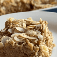 Cherry Bakewell Baked Oats